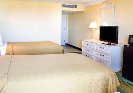 Boardwalk 705 Hotel 3*
