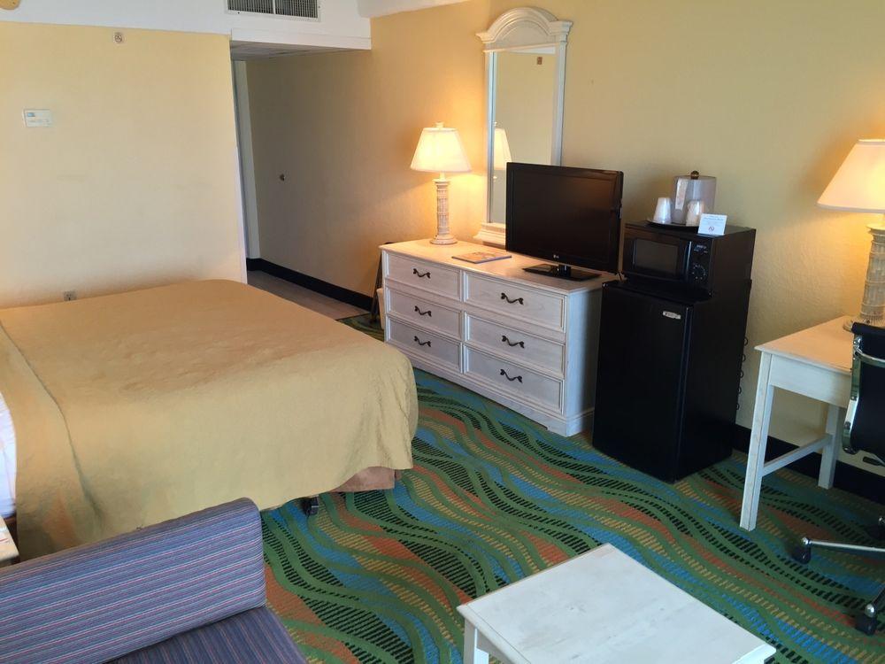 Hotel Boardwalk 705 Virginia Beach