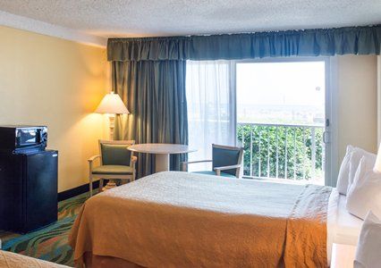 Boardwalk 705 Hotel Virginia Beach